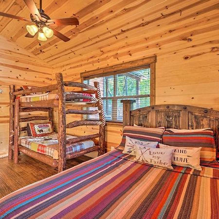 Creekside Broken Bow Cabin With Hot Tub And Fire Pit! Stephens Gap エクステリア 写真