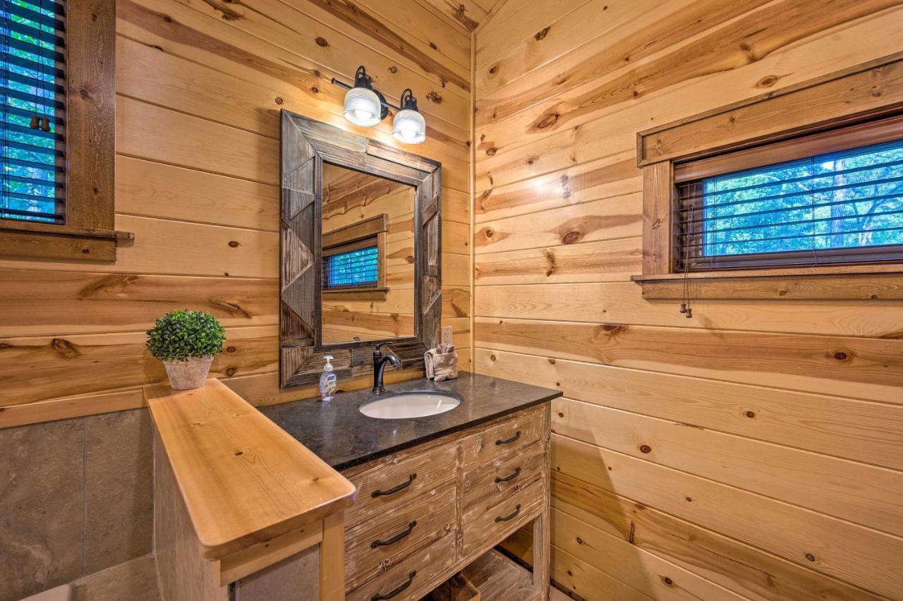 Creekside Broken Bow Cabin With Hot Tub And Fire Pit! Stephens Gap エクステリア 写真