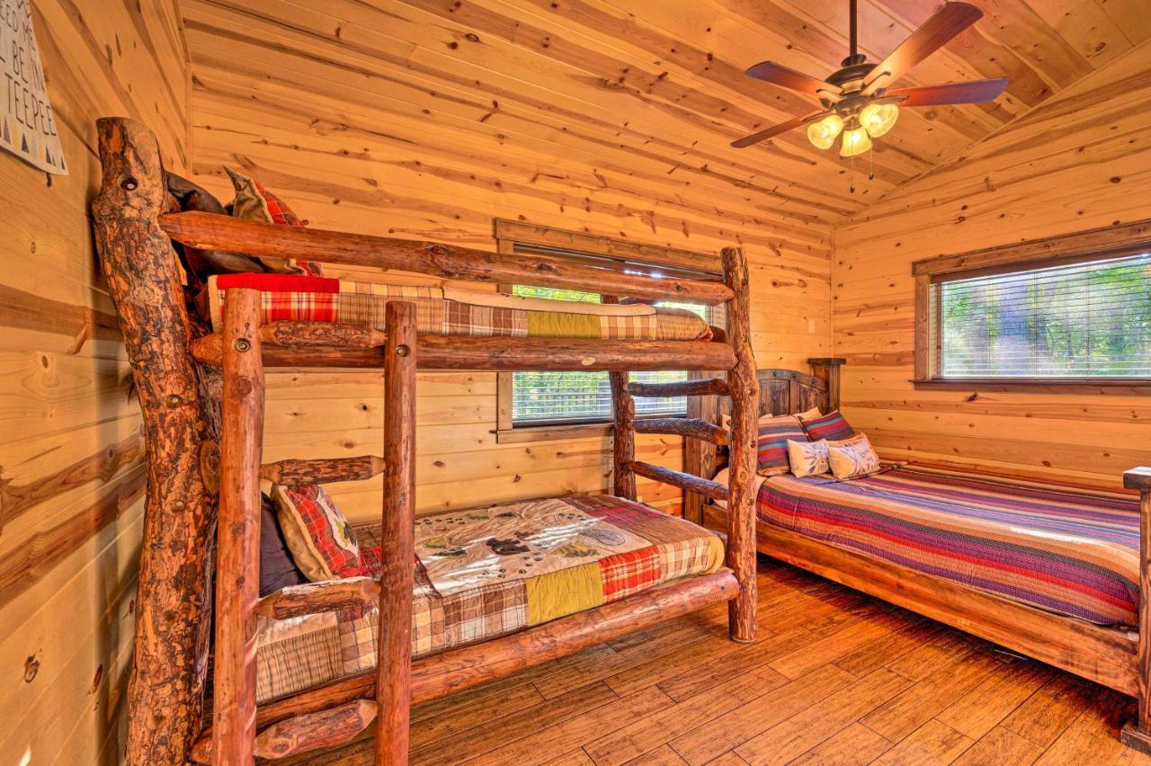 Creekside Broken Bow Cabin With Hot Tub And Fire Pit! Stephens Gap エクステリア 写真
