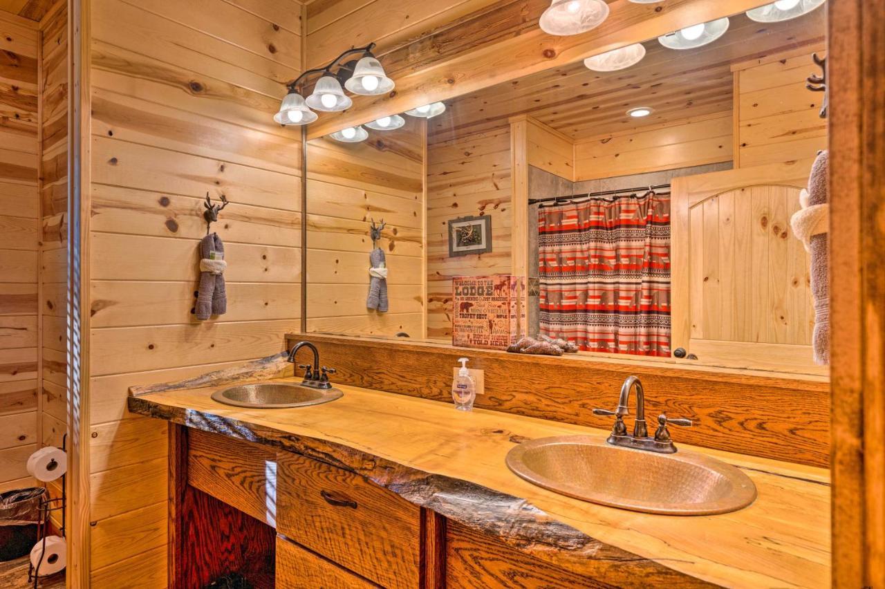Creekside Broken Bow Cabin With Hot Tub And Fire Pit! Stephens Gap エクステリア 写真